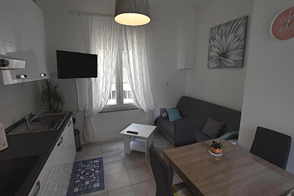 Gita In The Center Of Zadar Apartment Ngoại thất bức ảnh